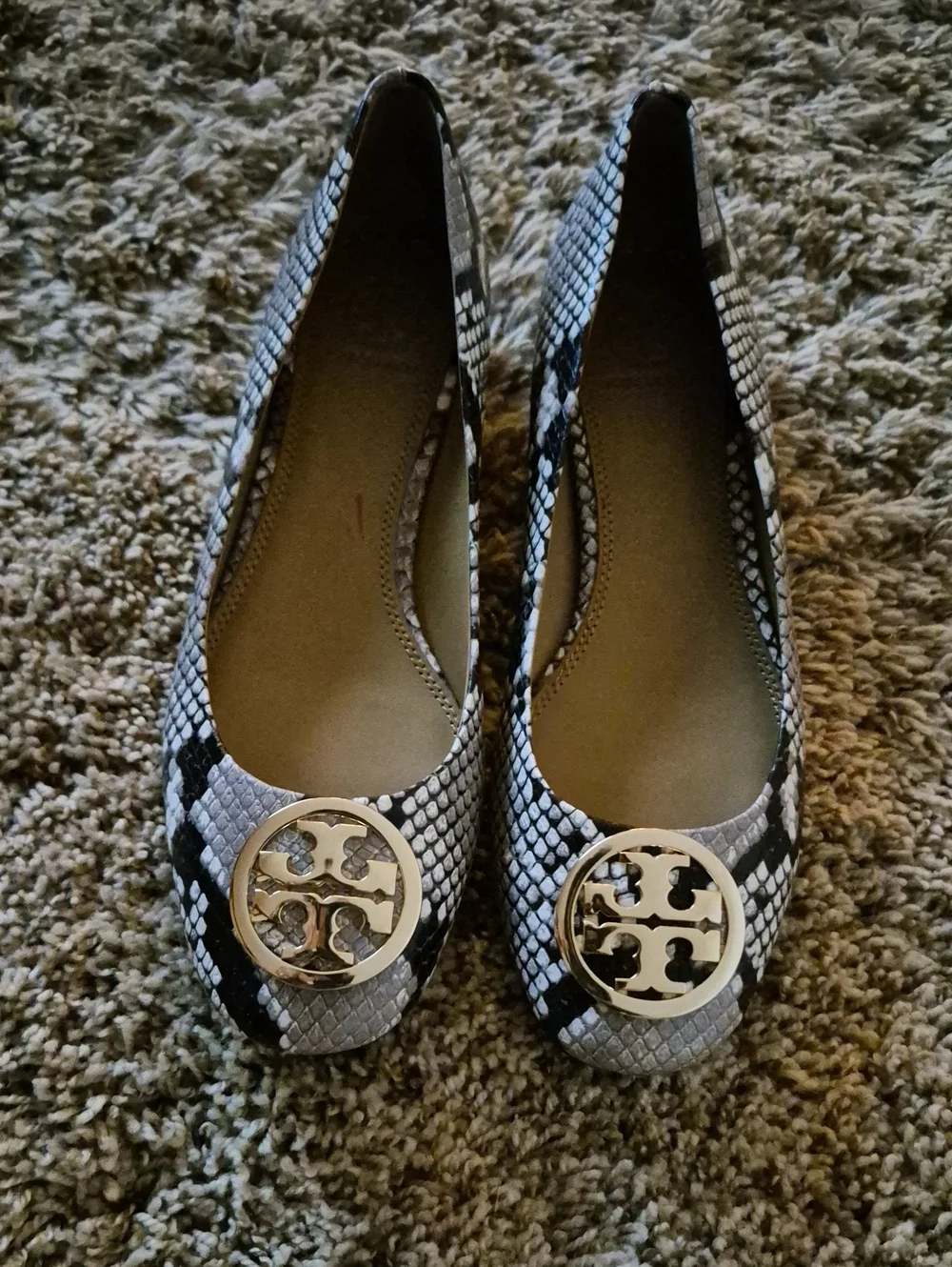 Tory Burch Black & White Snake-Print Reva small heels with Gold Logo